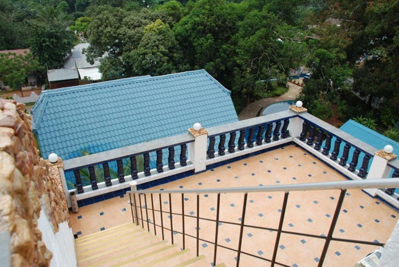 Princess Of Coron Austrian Resort Bagian luar foto